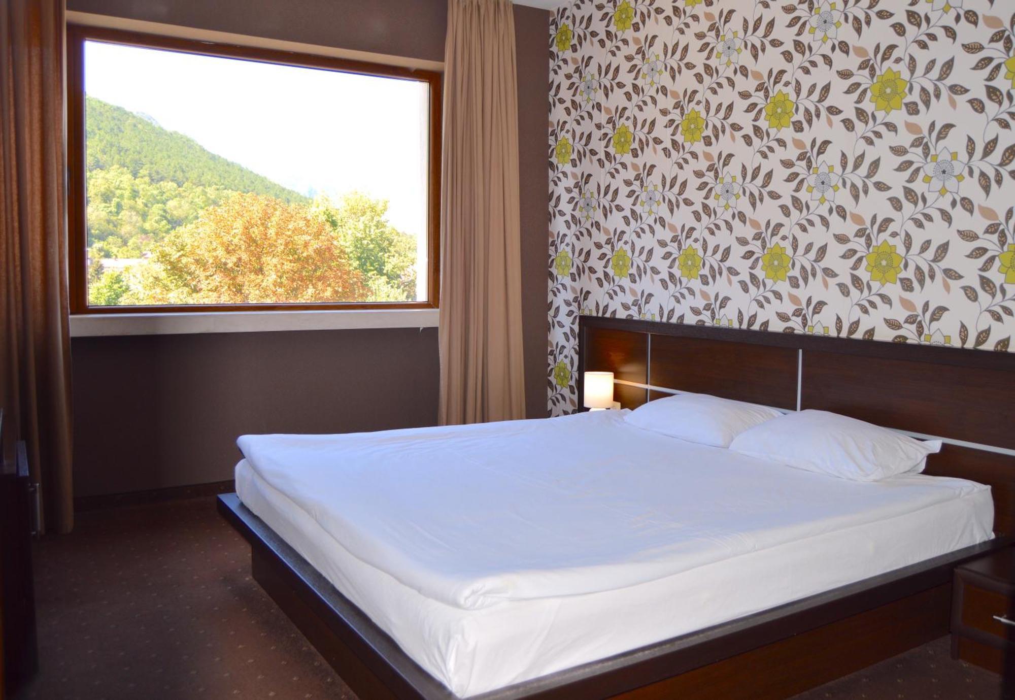 Hemus Hotel - Vratza Vratsa Dış mekan fotoğraf